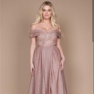 Dylan & David’s NWT mauve sparkly evening gown